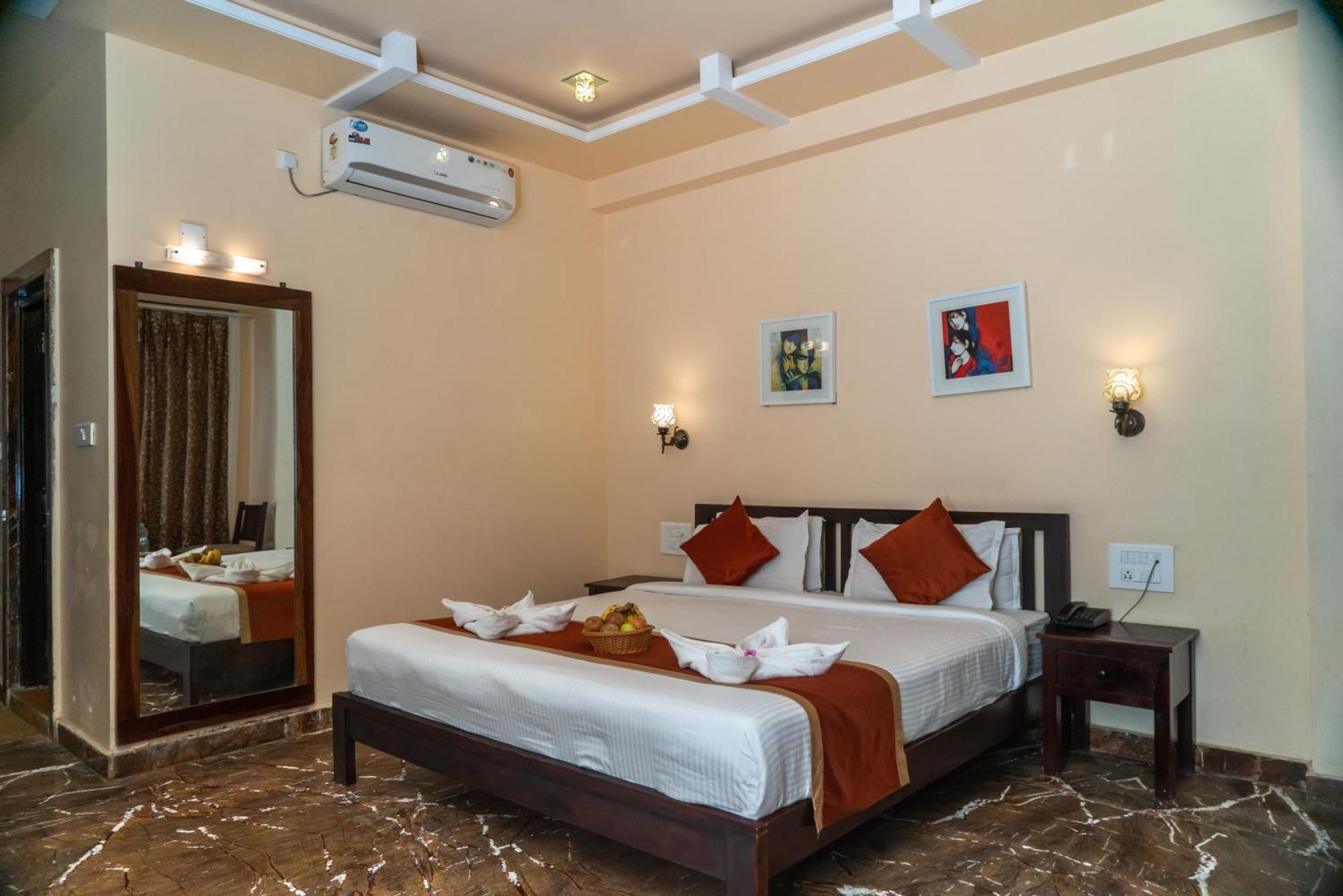 Udai Nature Valley Resort - A Peace Full Farmhouse Resort أُودايبور المظهر الخارجي الصورة